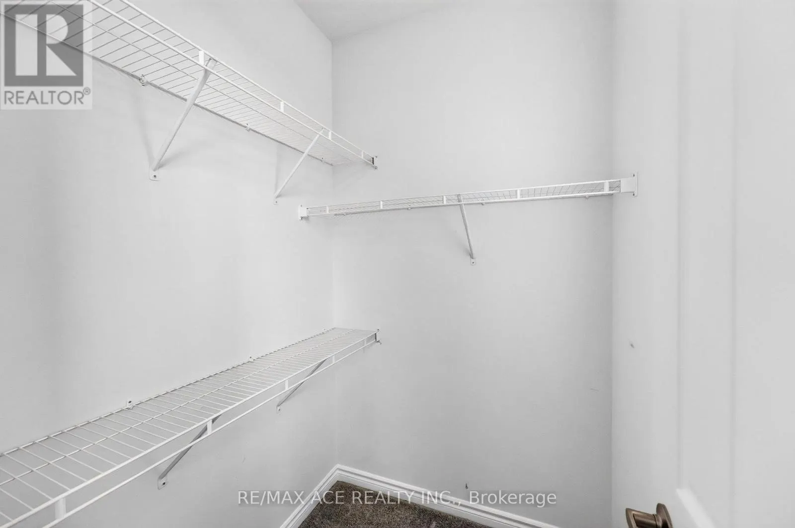 1408 MOCKINGBIRD SQUARE