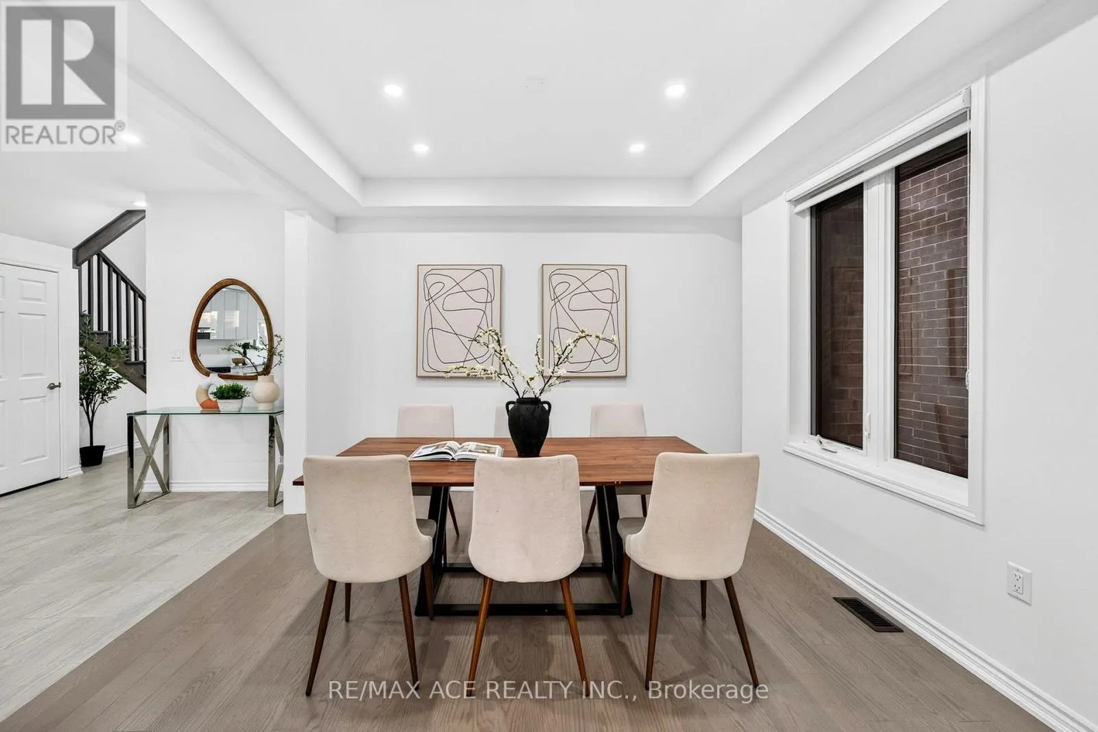 1408 MOCKINGBIRD SQUARE