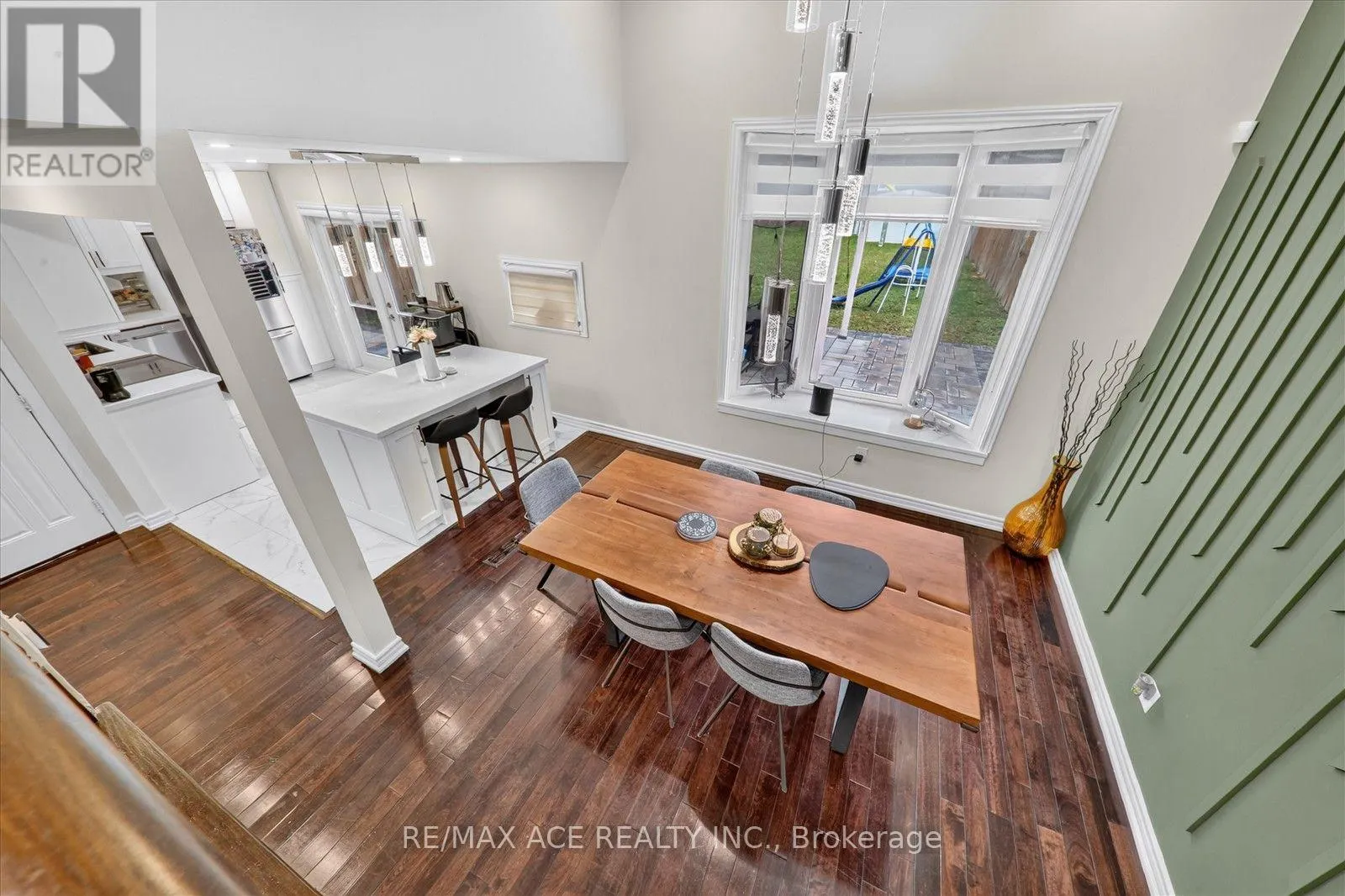 4 RENFIELD CRESCENT