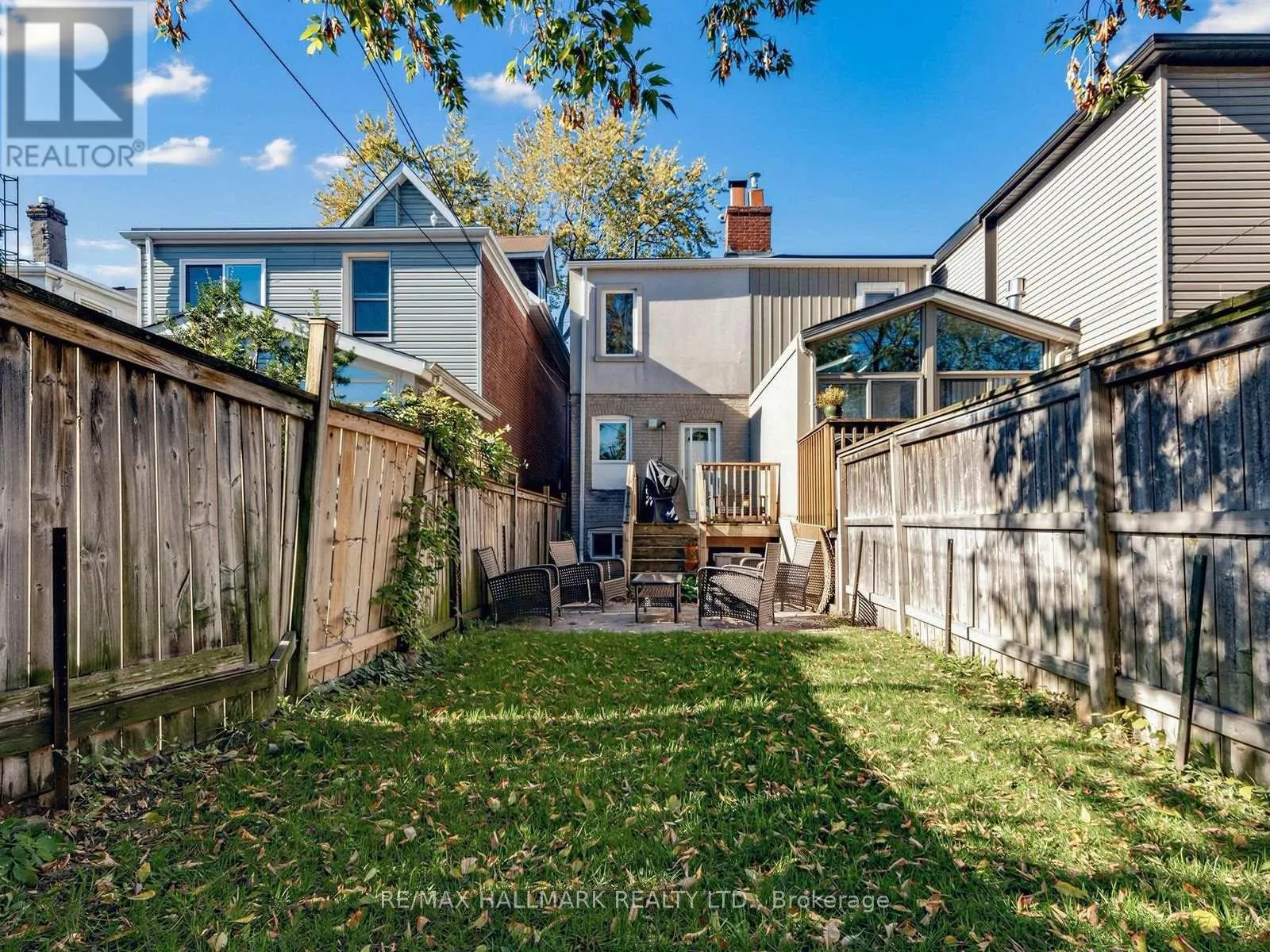 67 AMROTH AVENUE