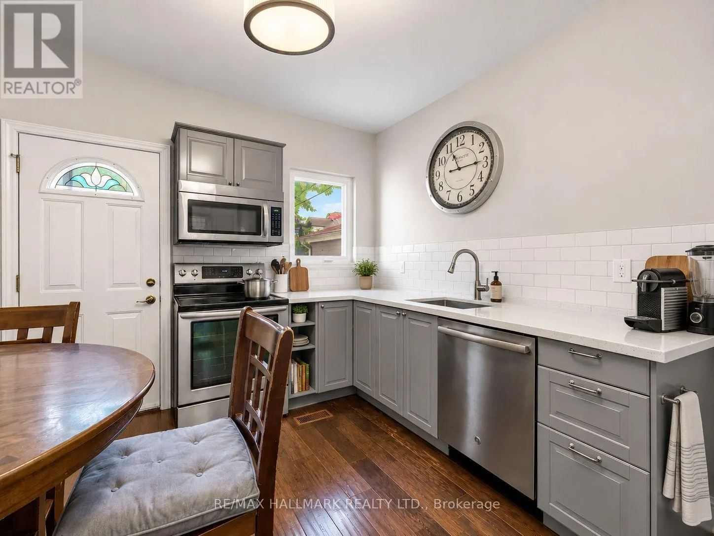 67 AMROTH AVENUE