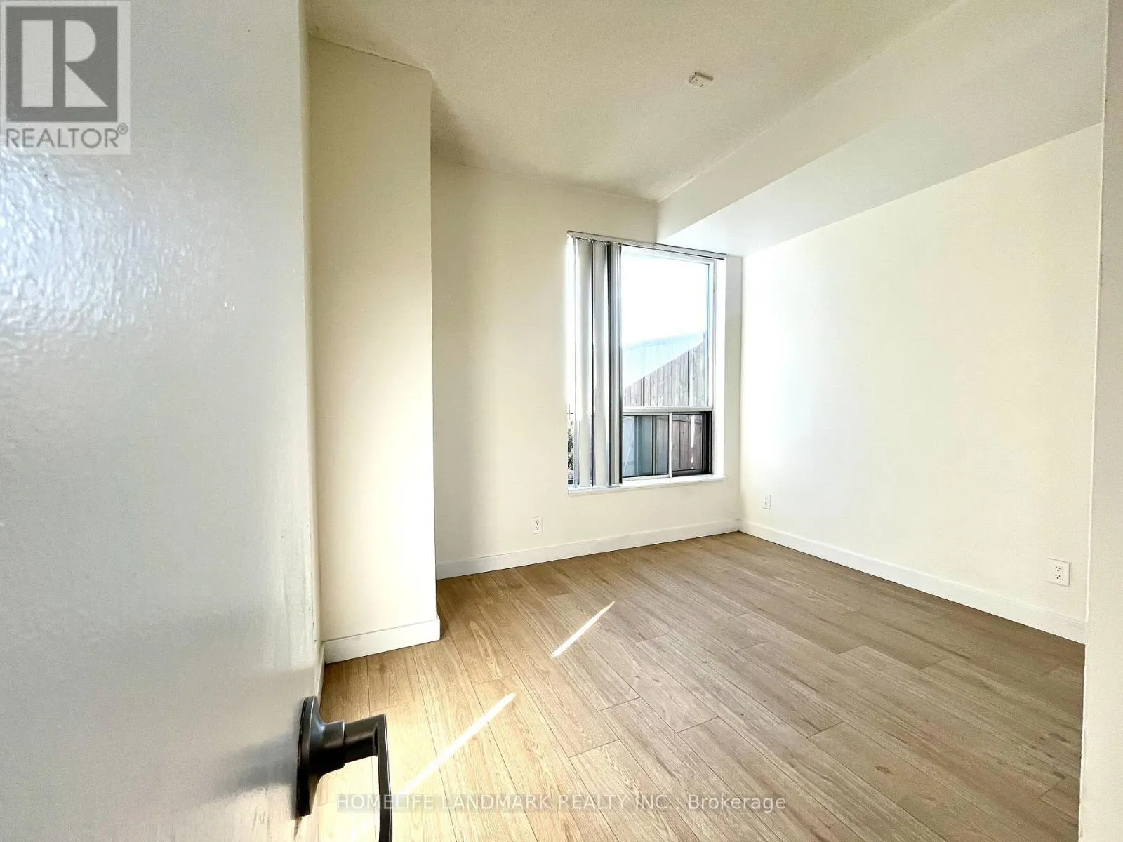 508 - 38 LEE CENTRE DRIVE