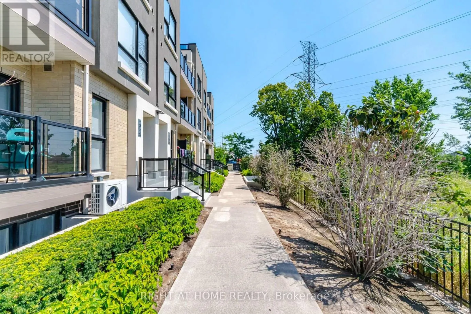 233 - 515 KINGBIRD GROVE