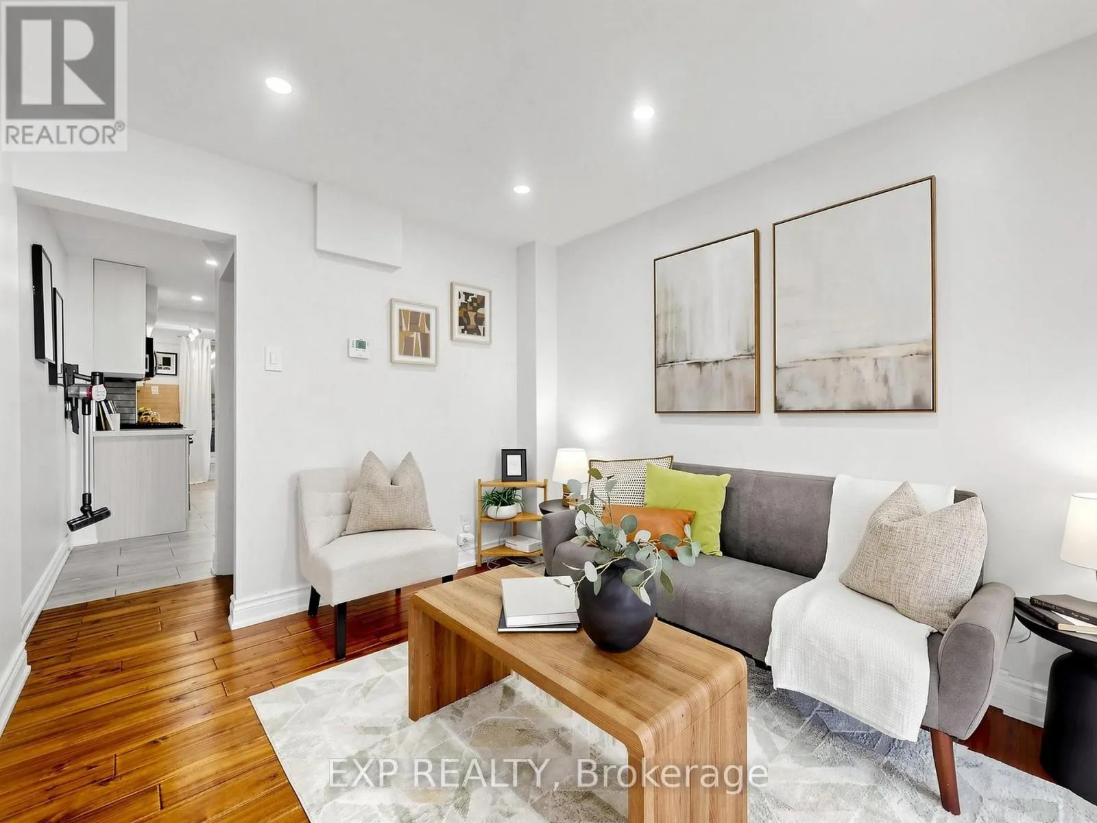 827 CRAVEN ROAD