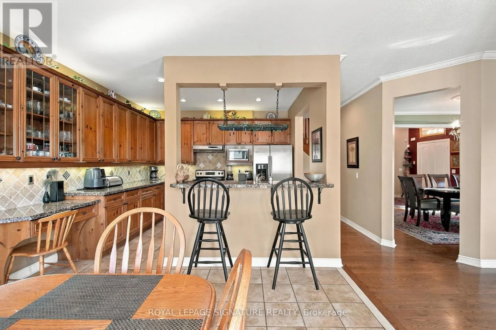 1604 VALLEY RIDGE CRESCENT