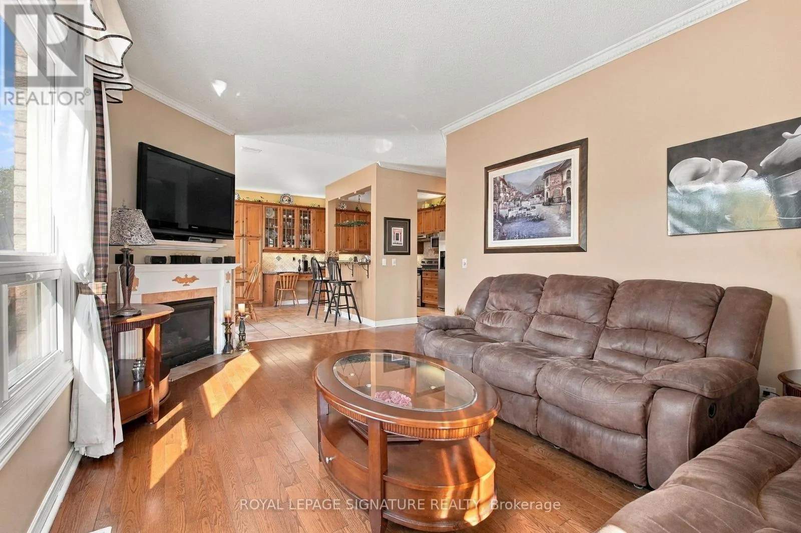 1604 VALLEY RIDGE CRESCENT