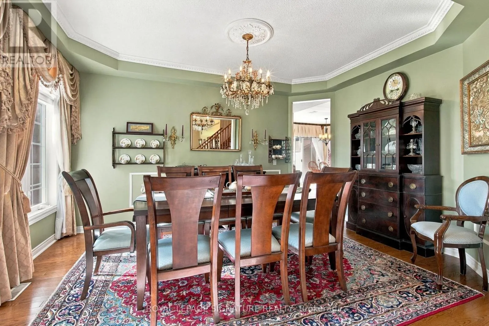 1604 VALLEY RIDGE CRESCENT