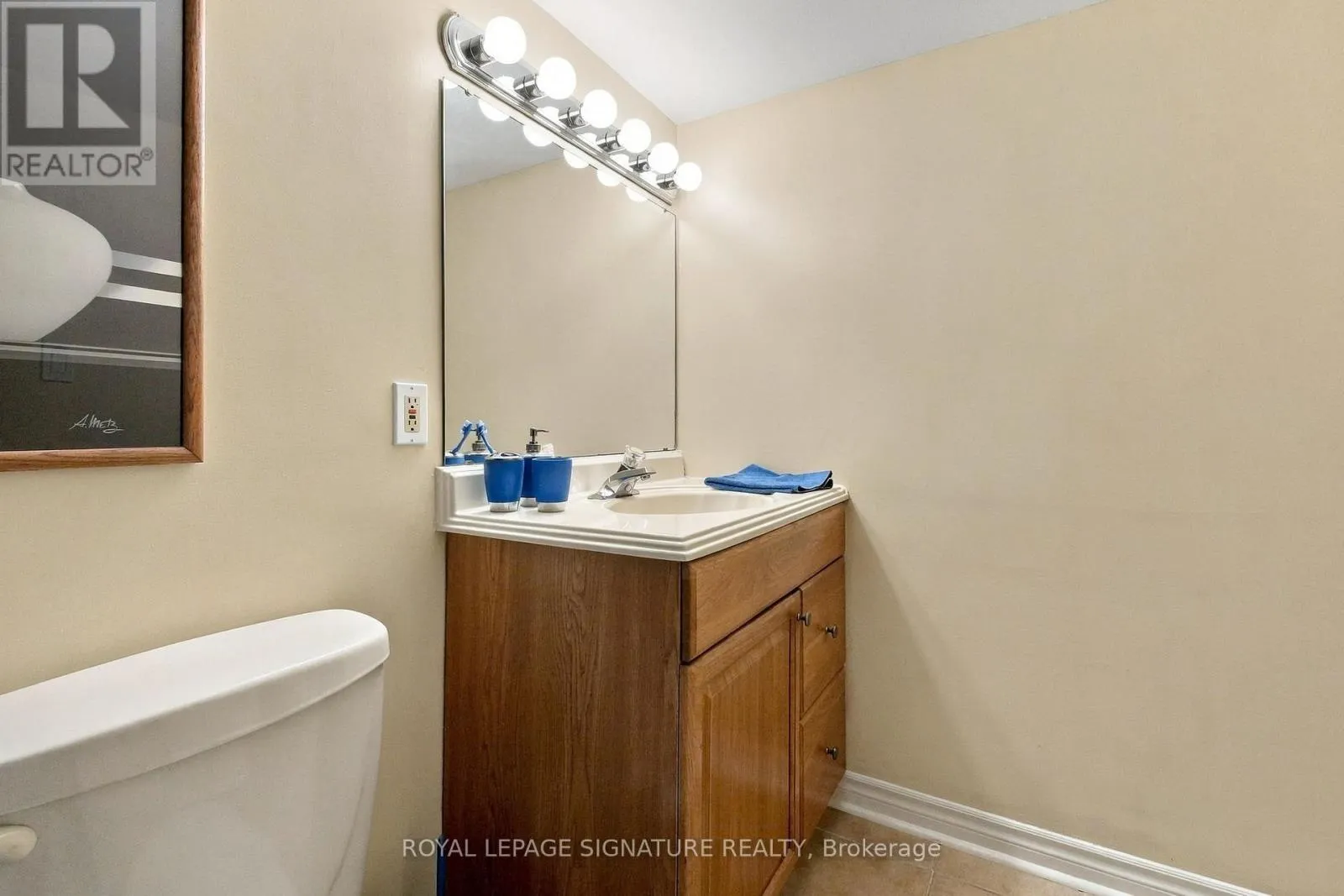 1604 VALLEY RIDGE CRESCENT
