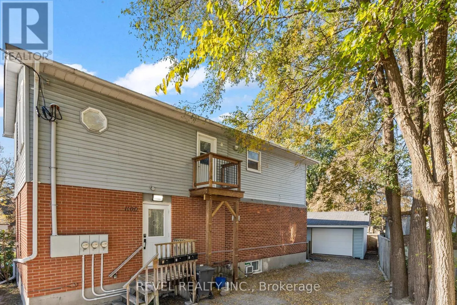 UNIT 2 - 1100 SIMCOE STREET S