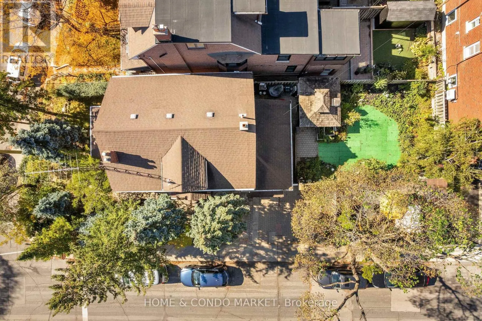 164 BROOKSIDE DRIVE