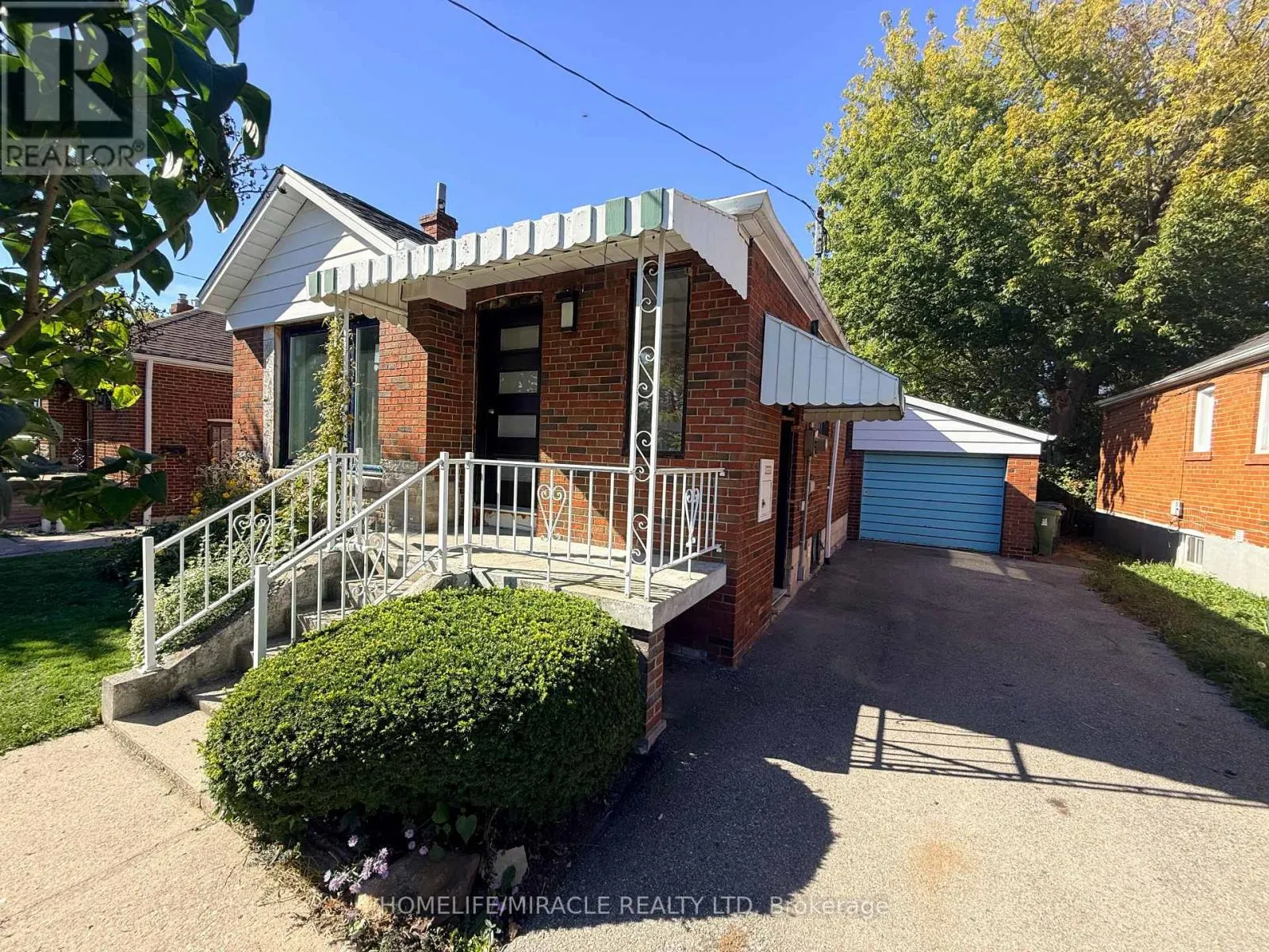 20 SHANEEN BOULEVARD