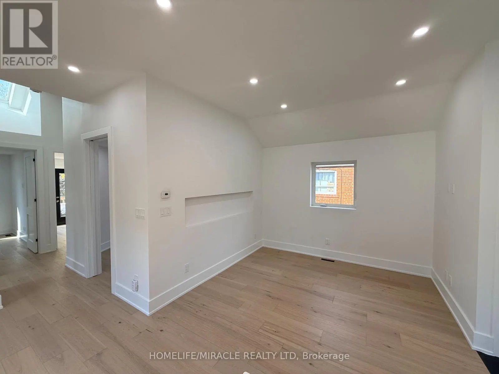 20 SHANEEN BOULEVARD