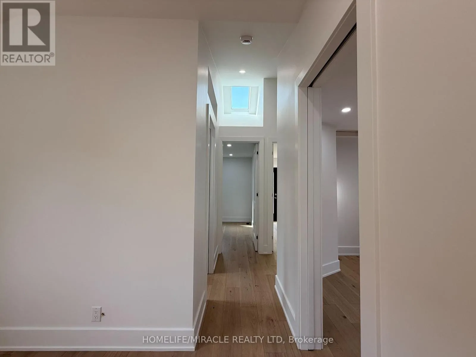 20 SHANEEN BOULEVARD