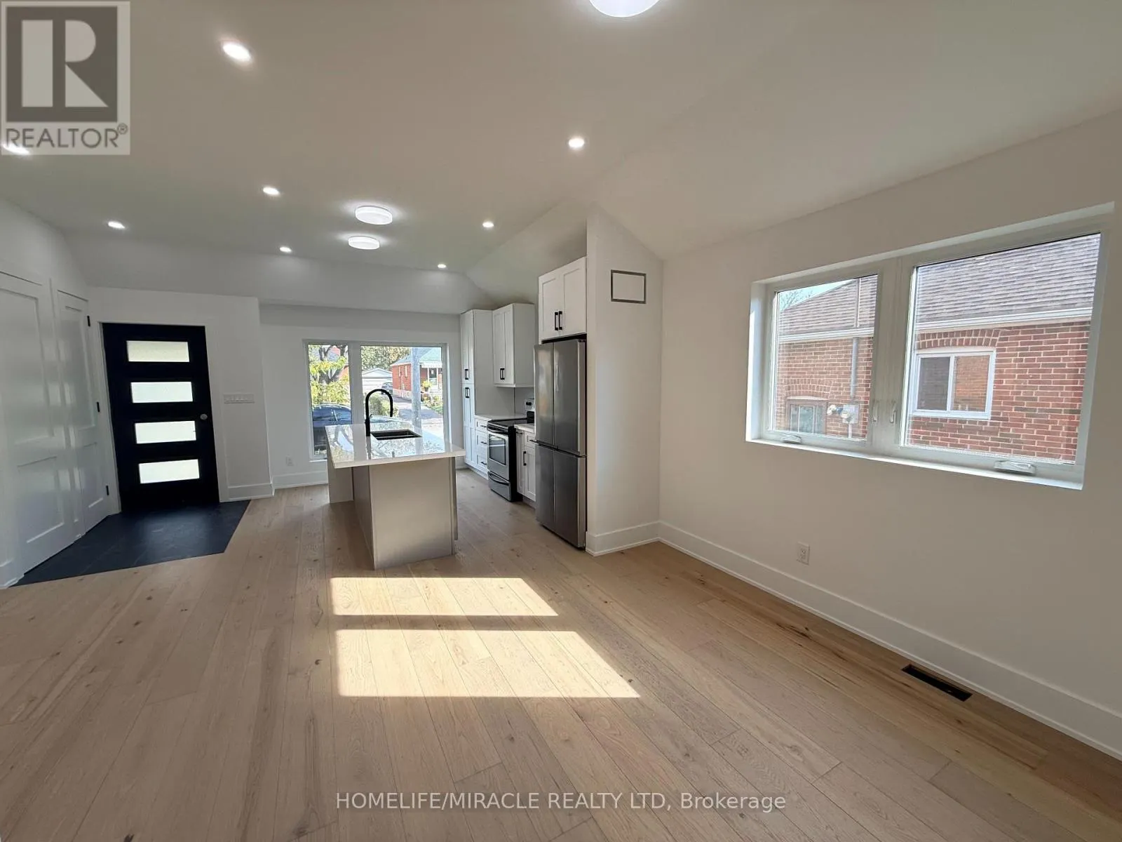20 SHANEEN BOULEVARD