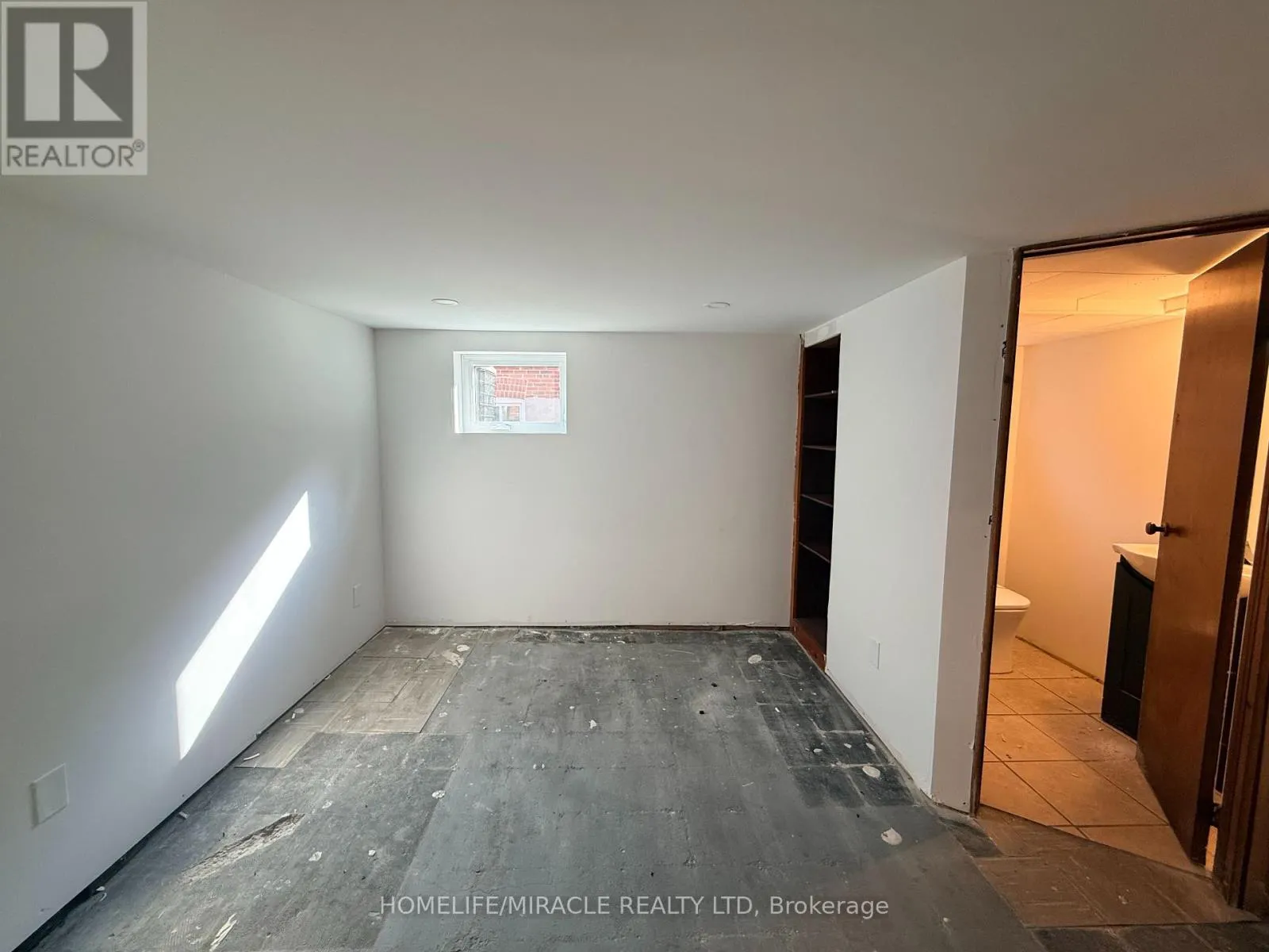 20 SHANEEN BOULEVARD