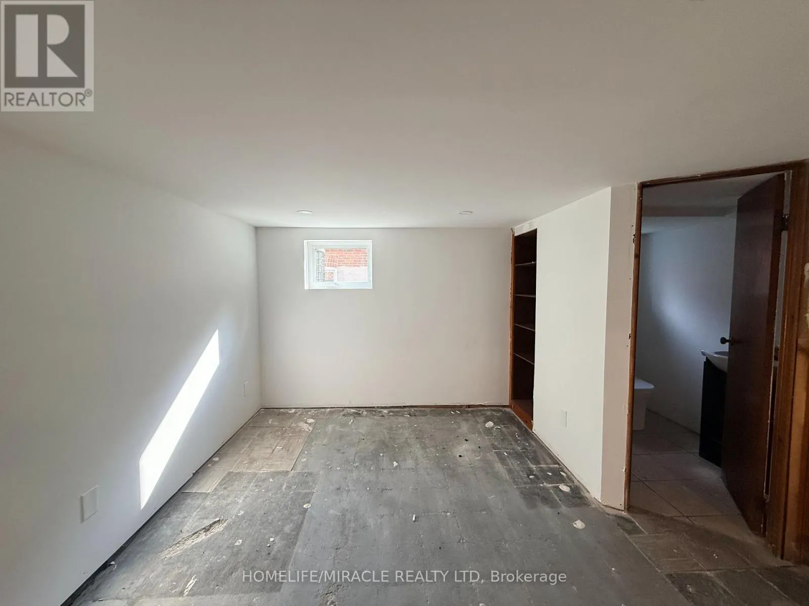 20 SHANEEN BOULEVARD