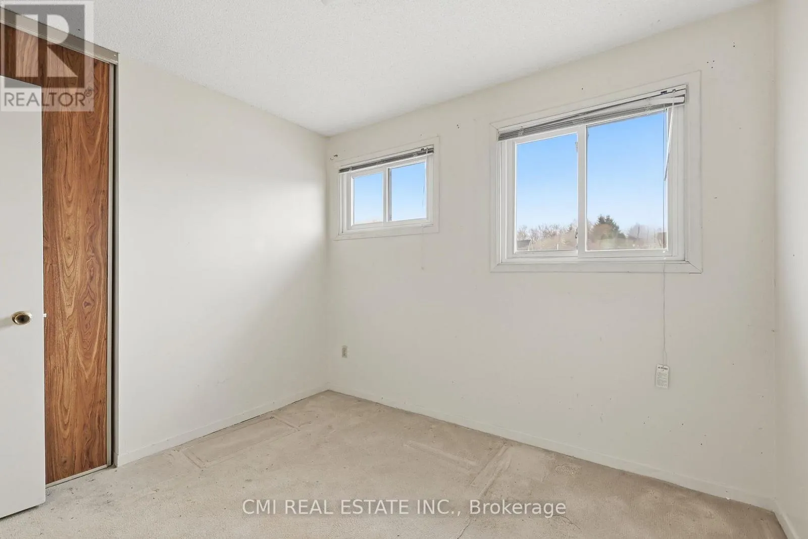 2275 CHAPMAN COURT