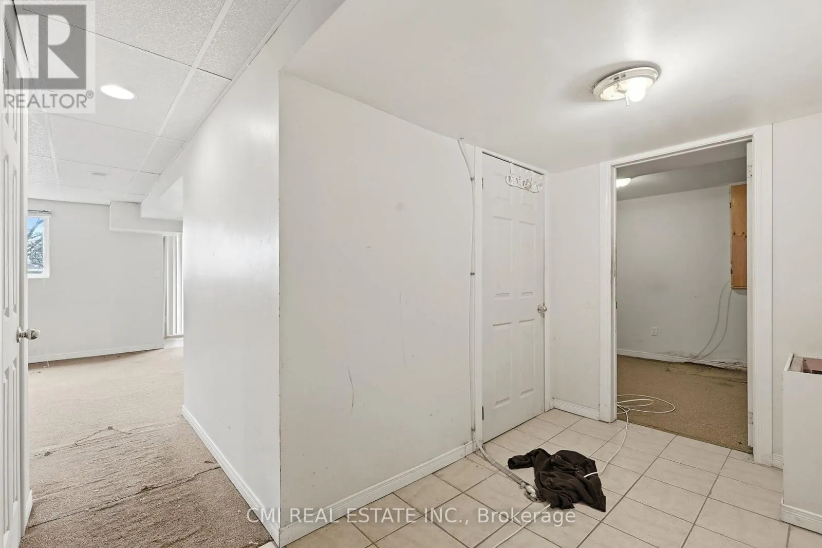 2275 CHAPMAN COURT