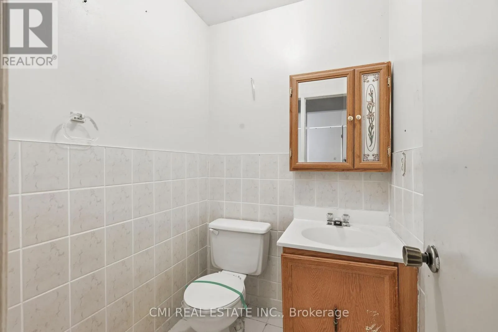 2275 CHAPMAN COURT