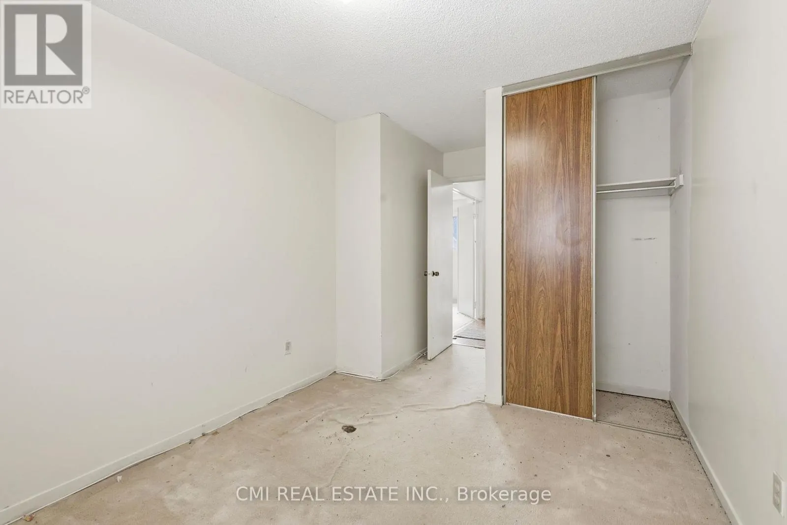 2275 CHAPMAN COURT
