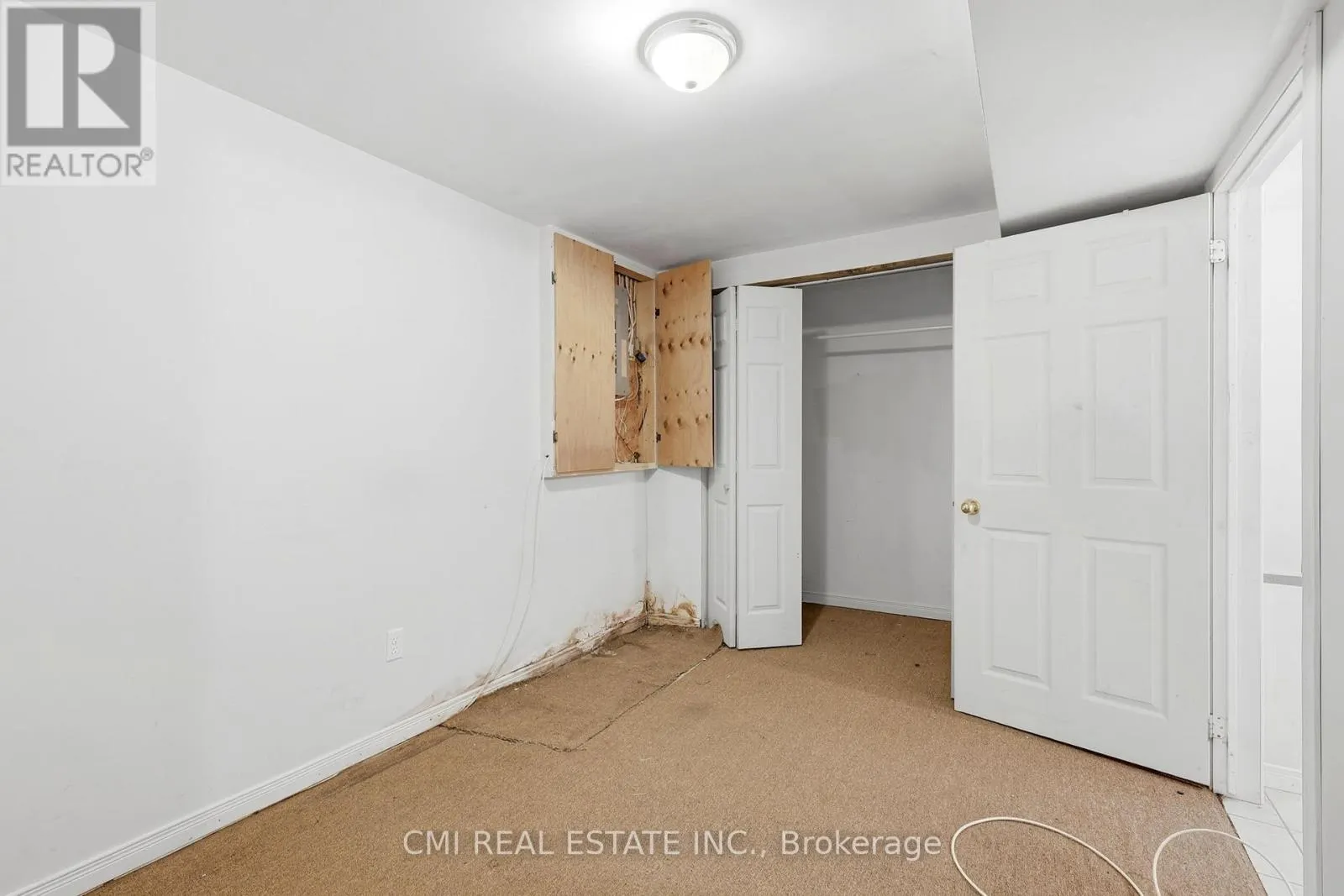 2275 CHAPMAN COURT