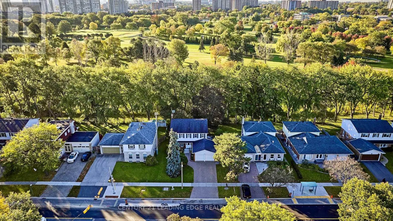 777 HUNTINGWOOD DRIVE