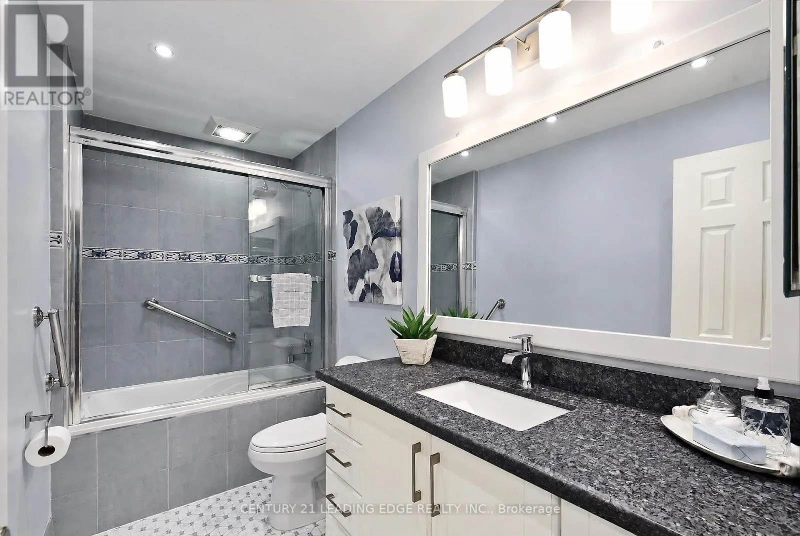 777 HUNTINGWOOD DRIVE