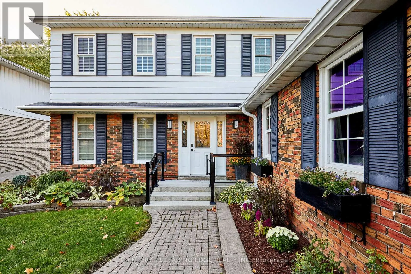 777 HUNTINGWOOD DRIVE