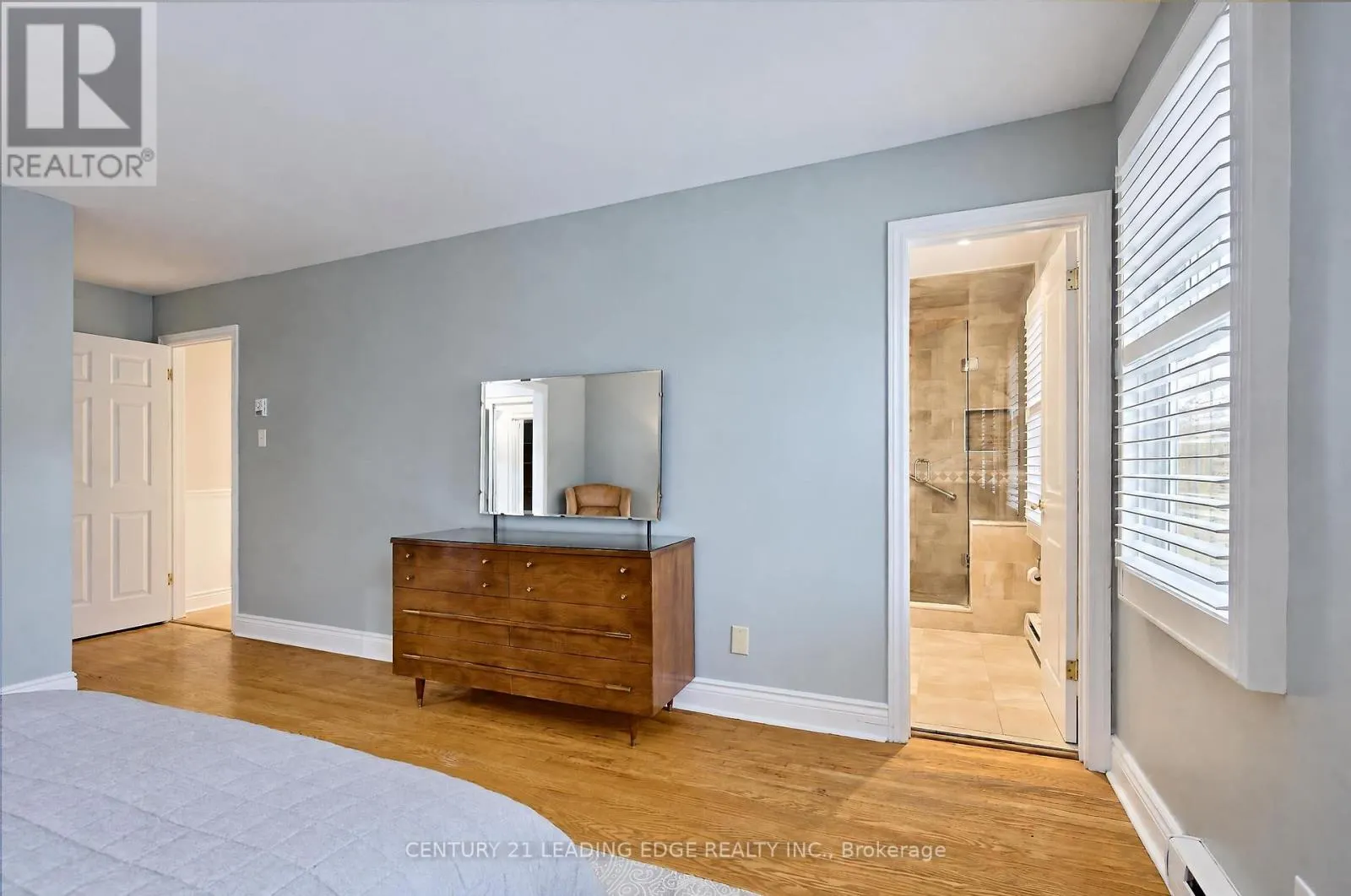777 HUNTINGWOOD DRIVE