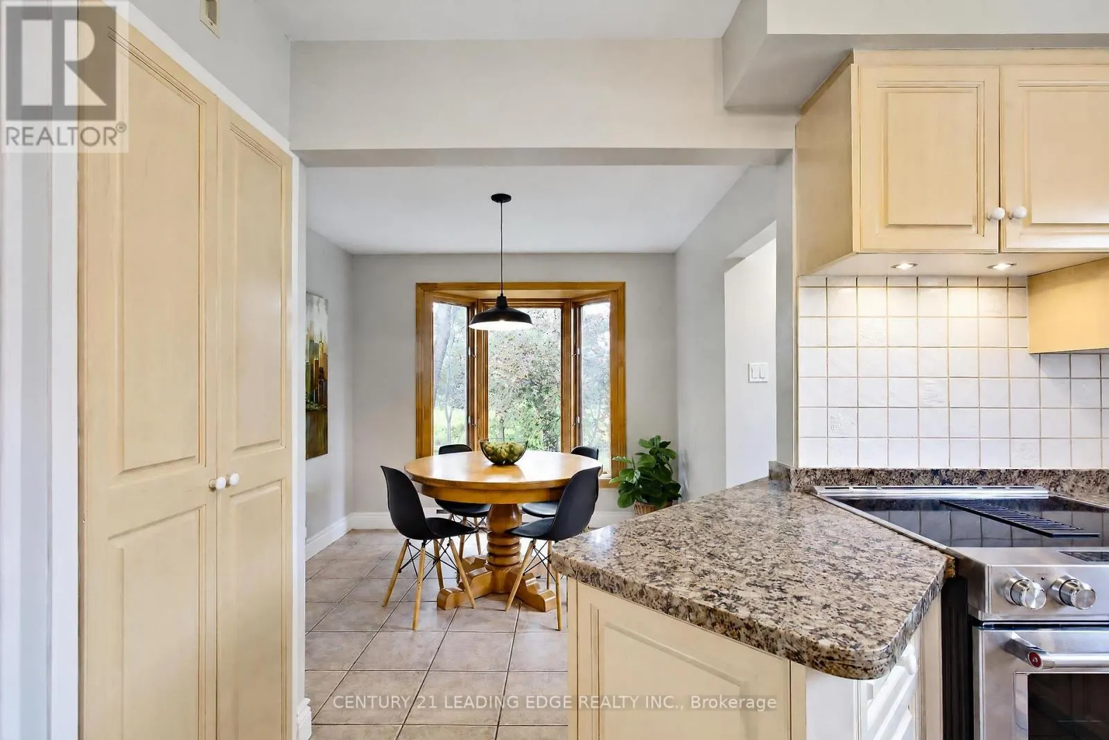 777 HUNTINGWOOD DRIVE