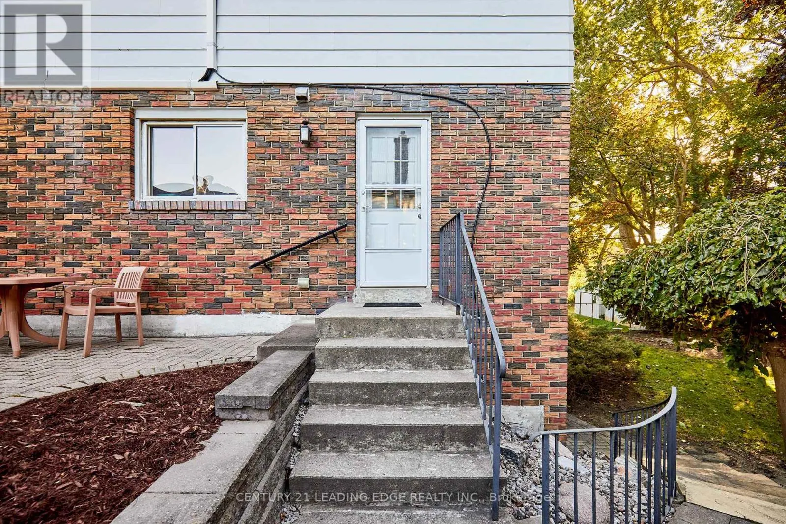777 HUNTINGWOOD DRIVE