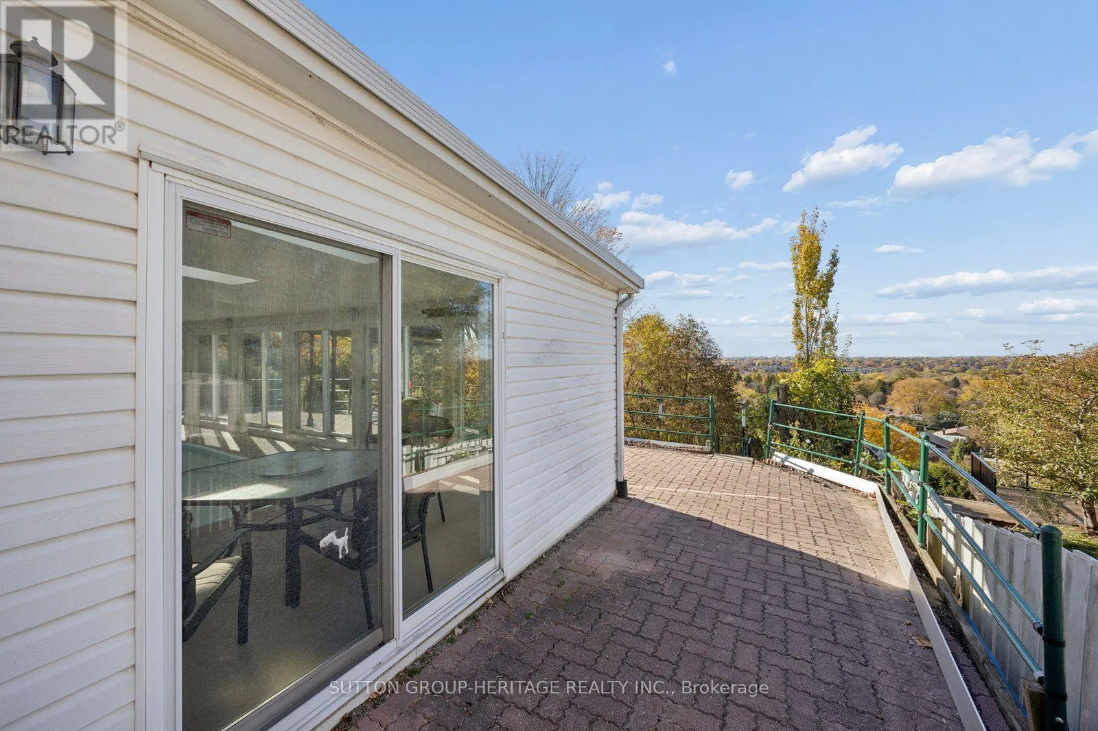140 LABRADOR DRIVE
