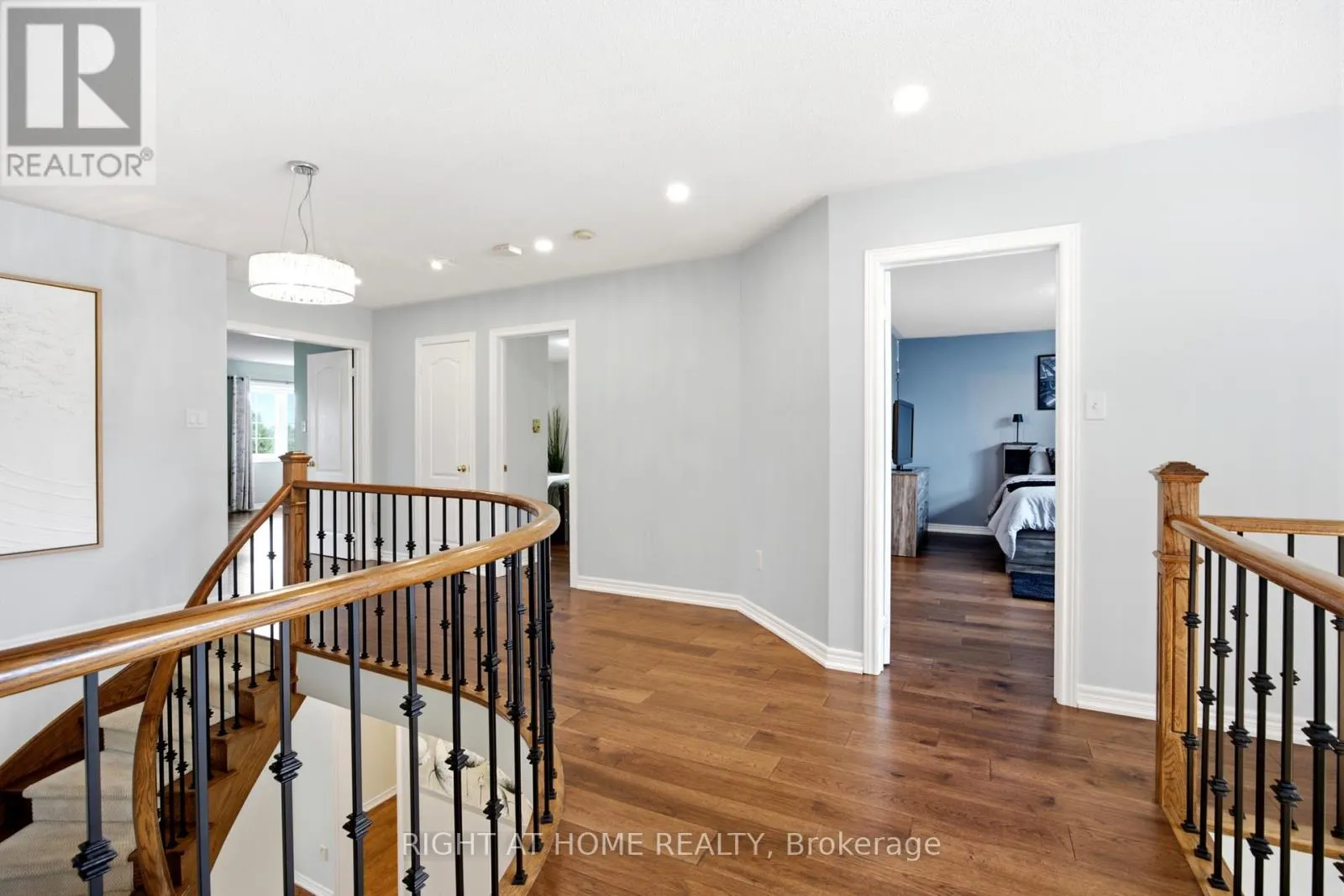 1427 ALDERGROVE COURT