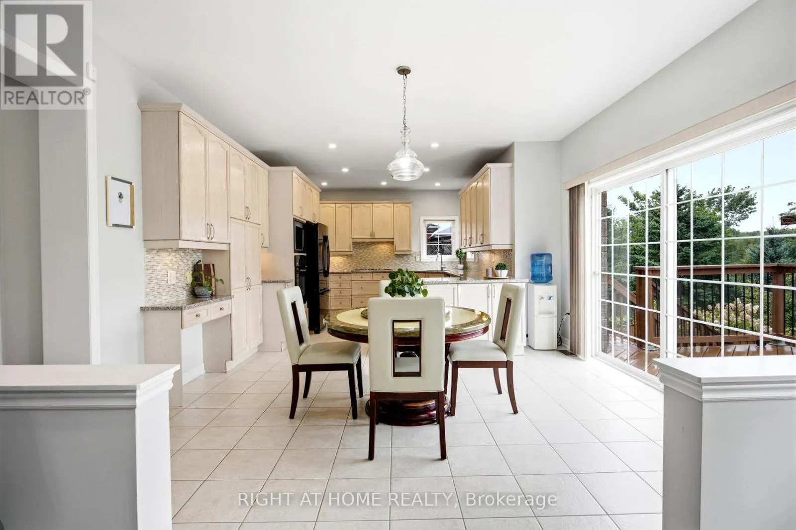 1427 ALDERGROVE COURT