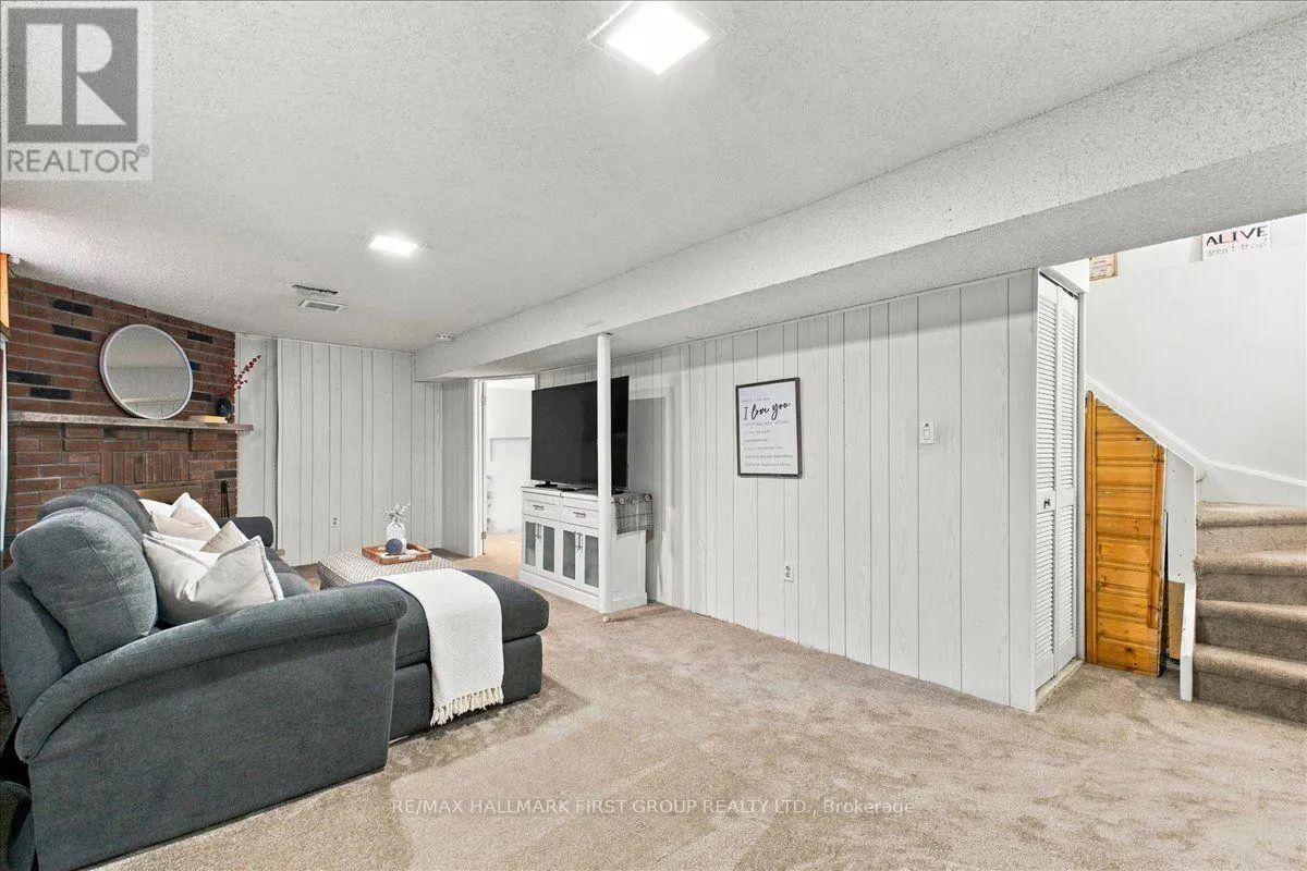1168 CEDARCROFT CRESCENT