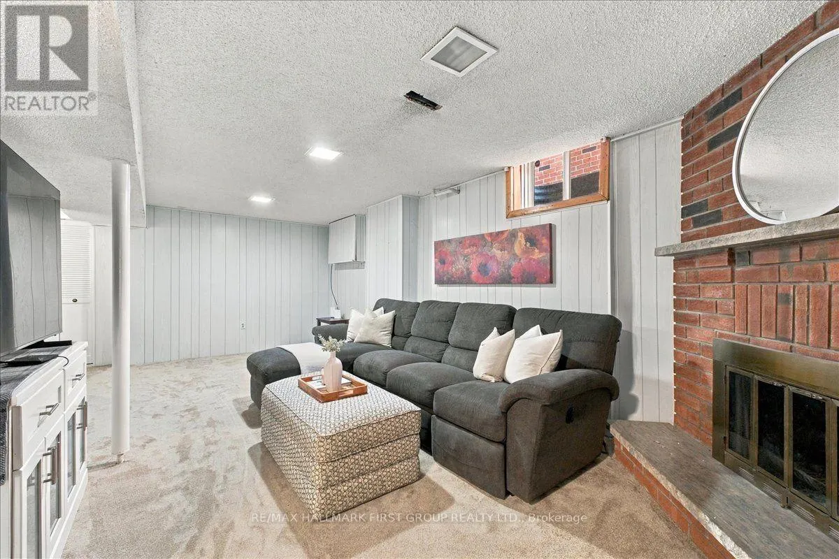 1168 CEDARCROFT CRESCENT