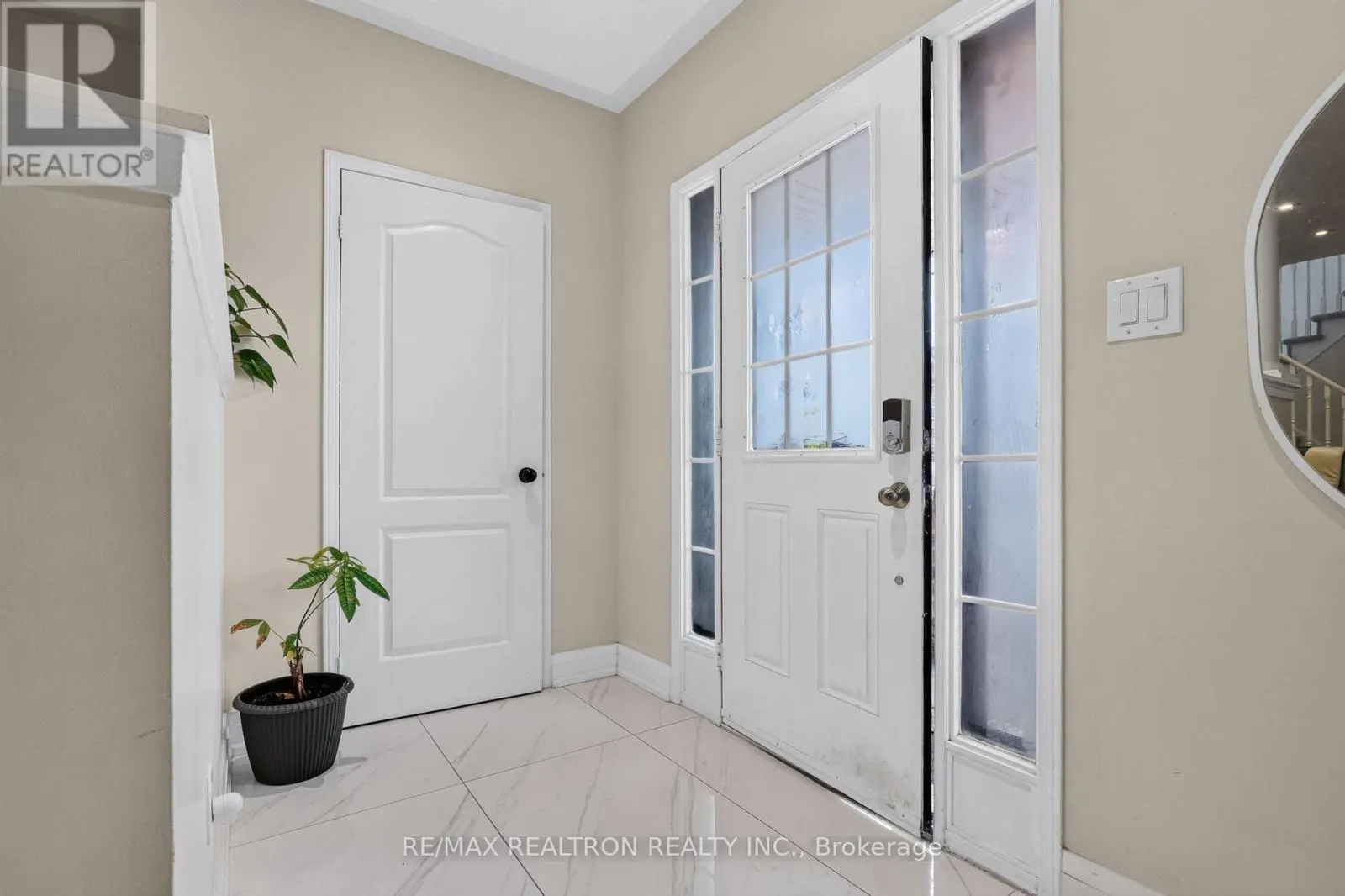 11 MIDDLECOTE DRIVE