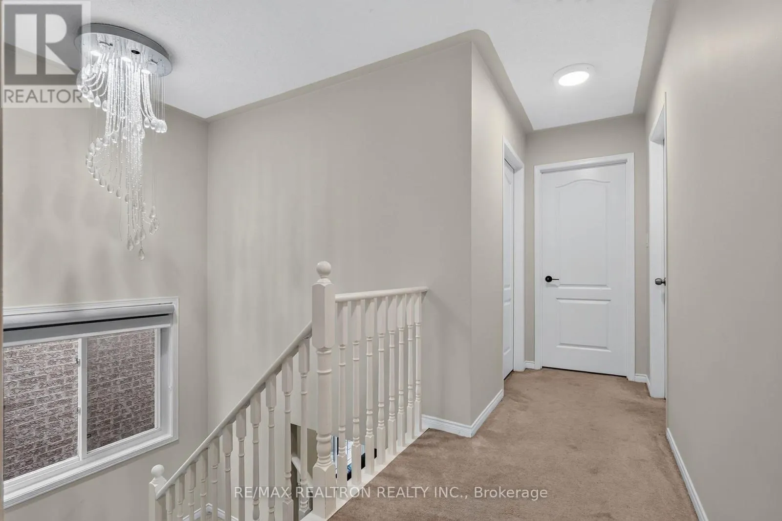 11 MIDDLECOTE DRIVE