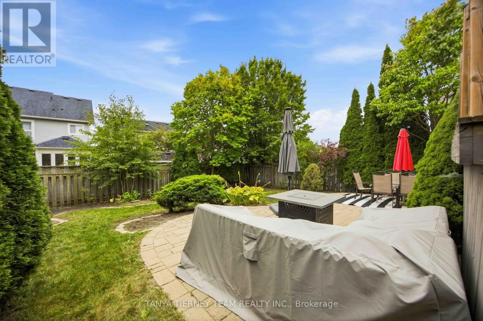 17 CODY AVENUE
