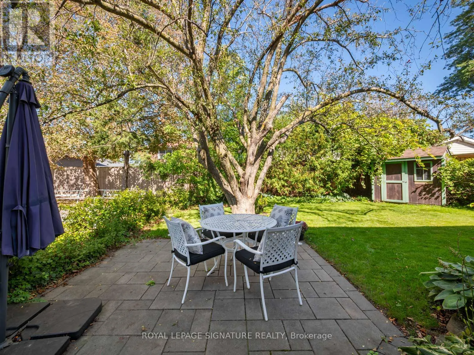 46 MANORGLEN CRESCENT