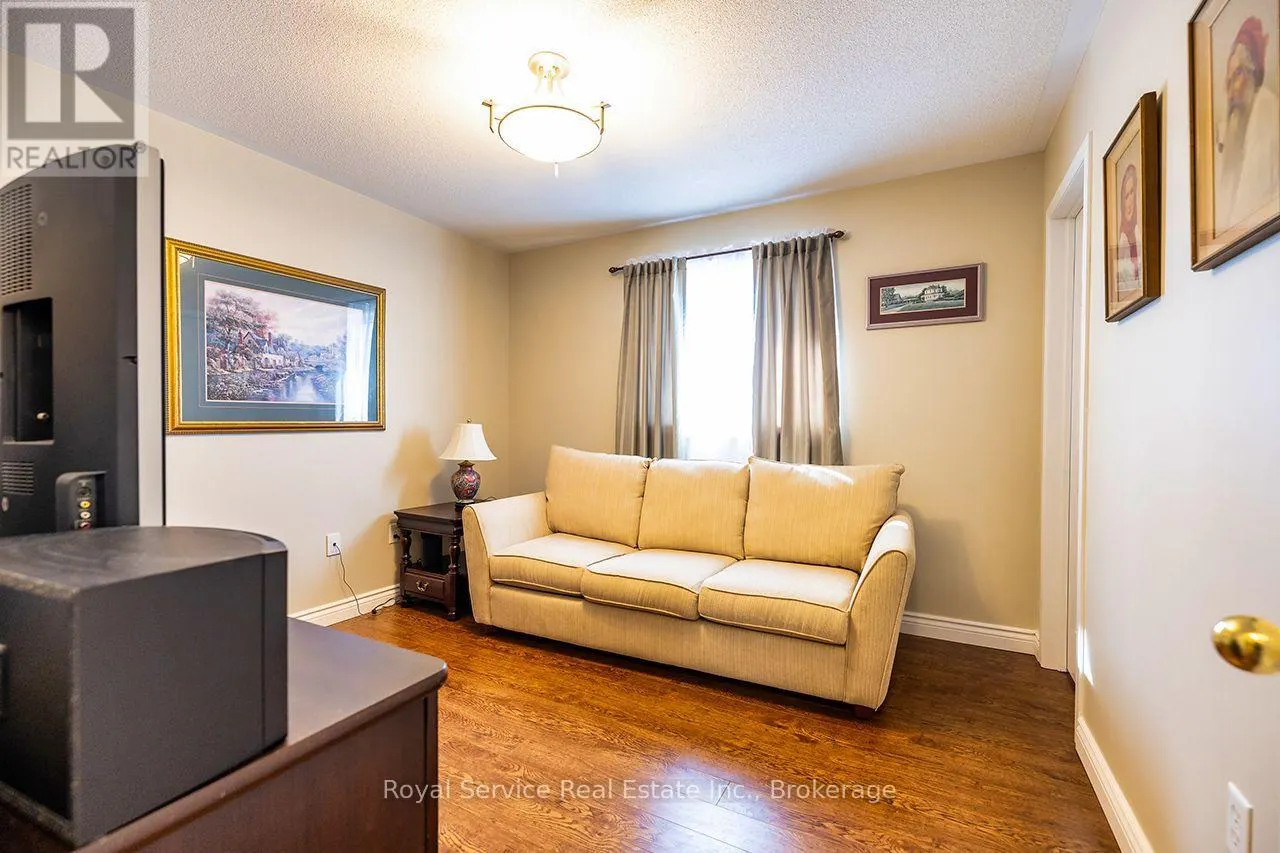 20 ANNISSON COURT