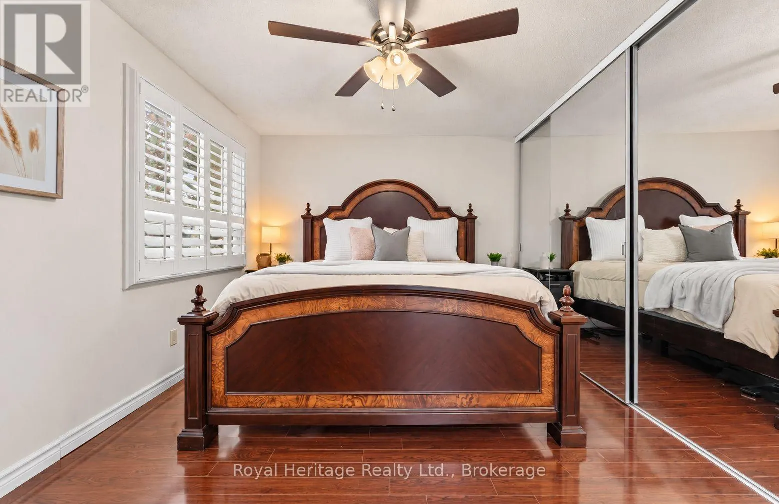 1795 BRONTE SQUARE