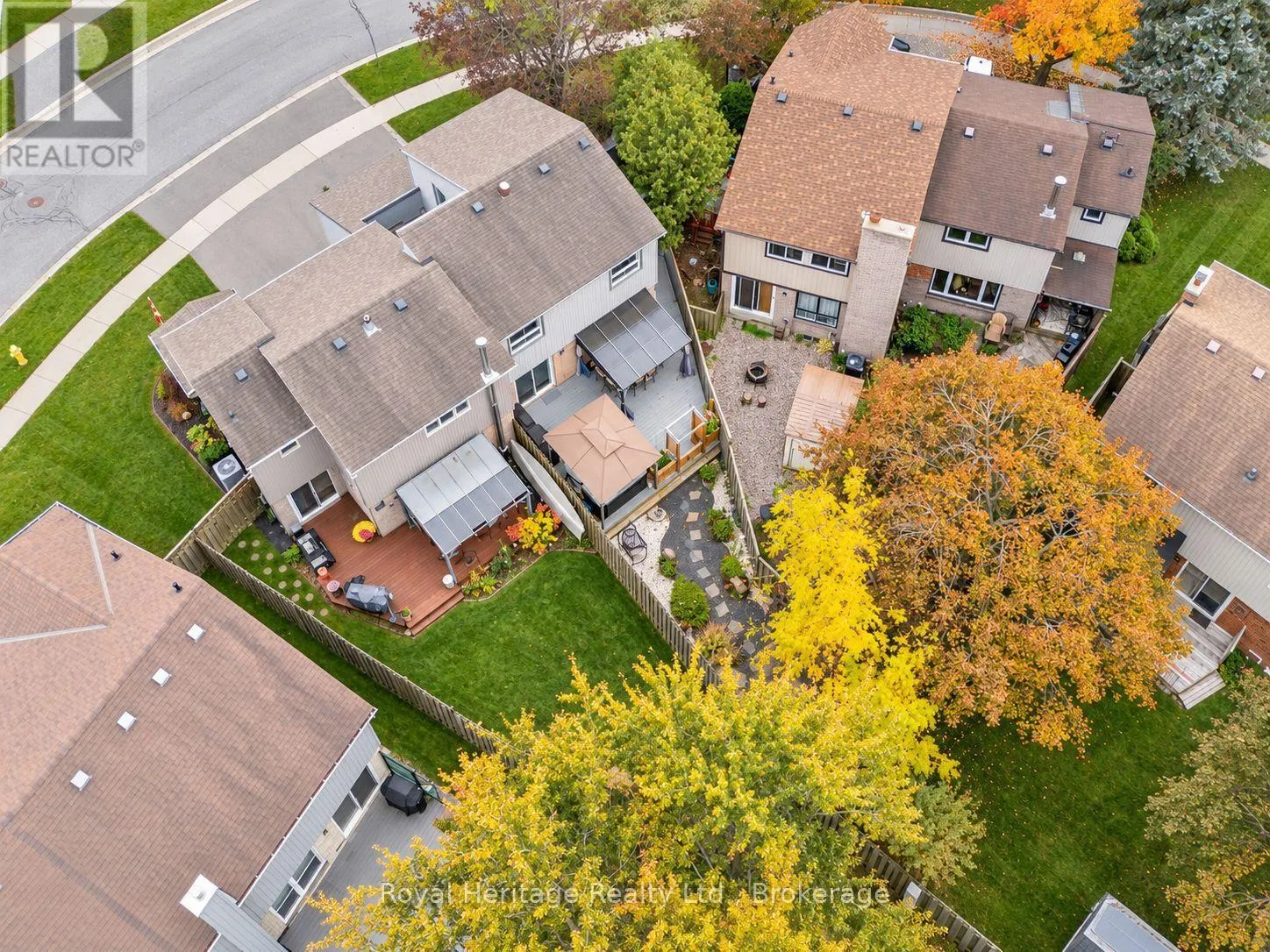 1795 BRONTE SQUARE