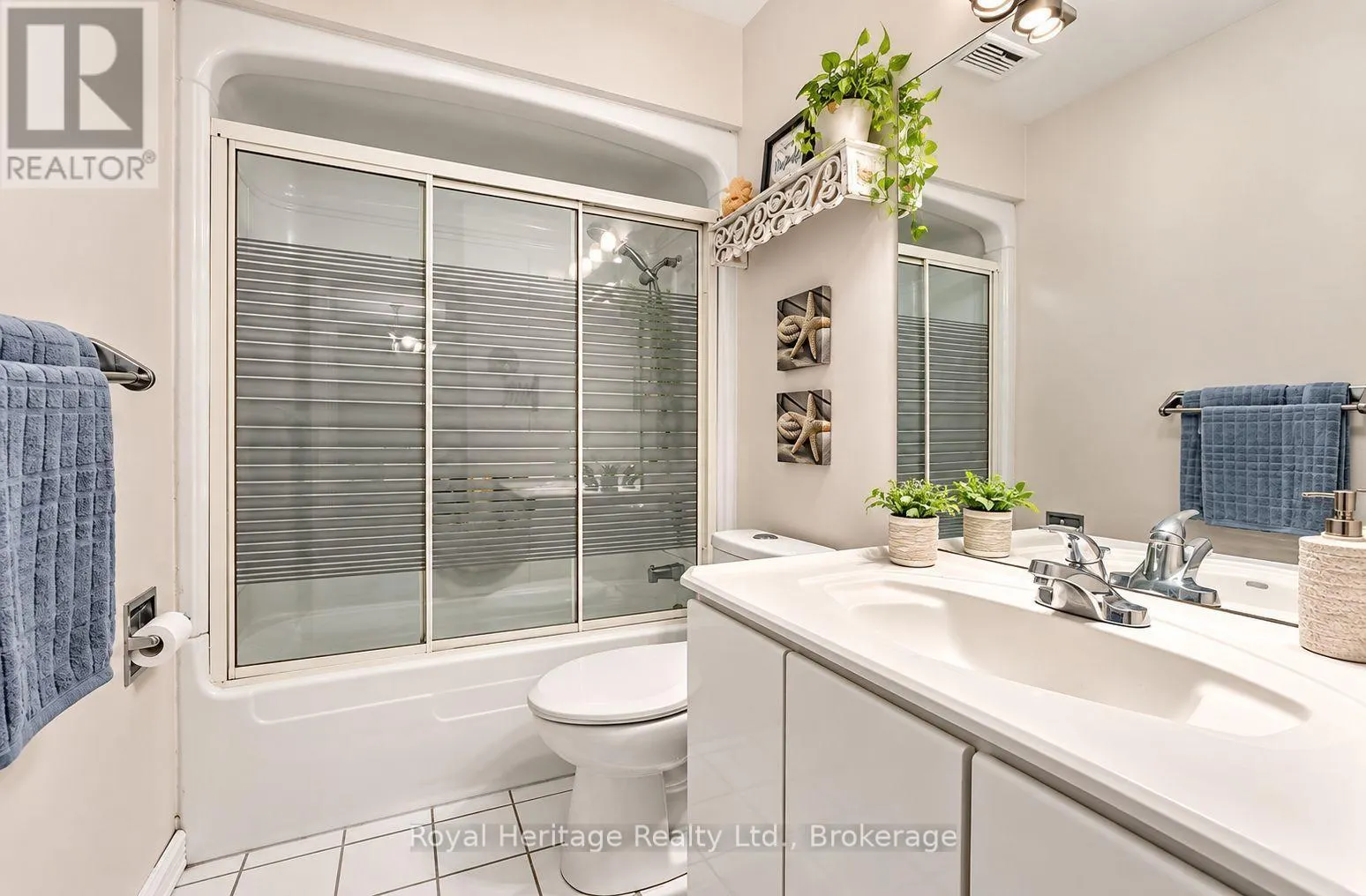 1795 BRONTE SQUARE