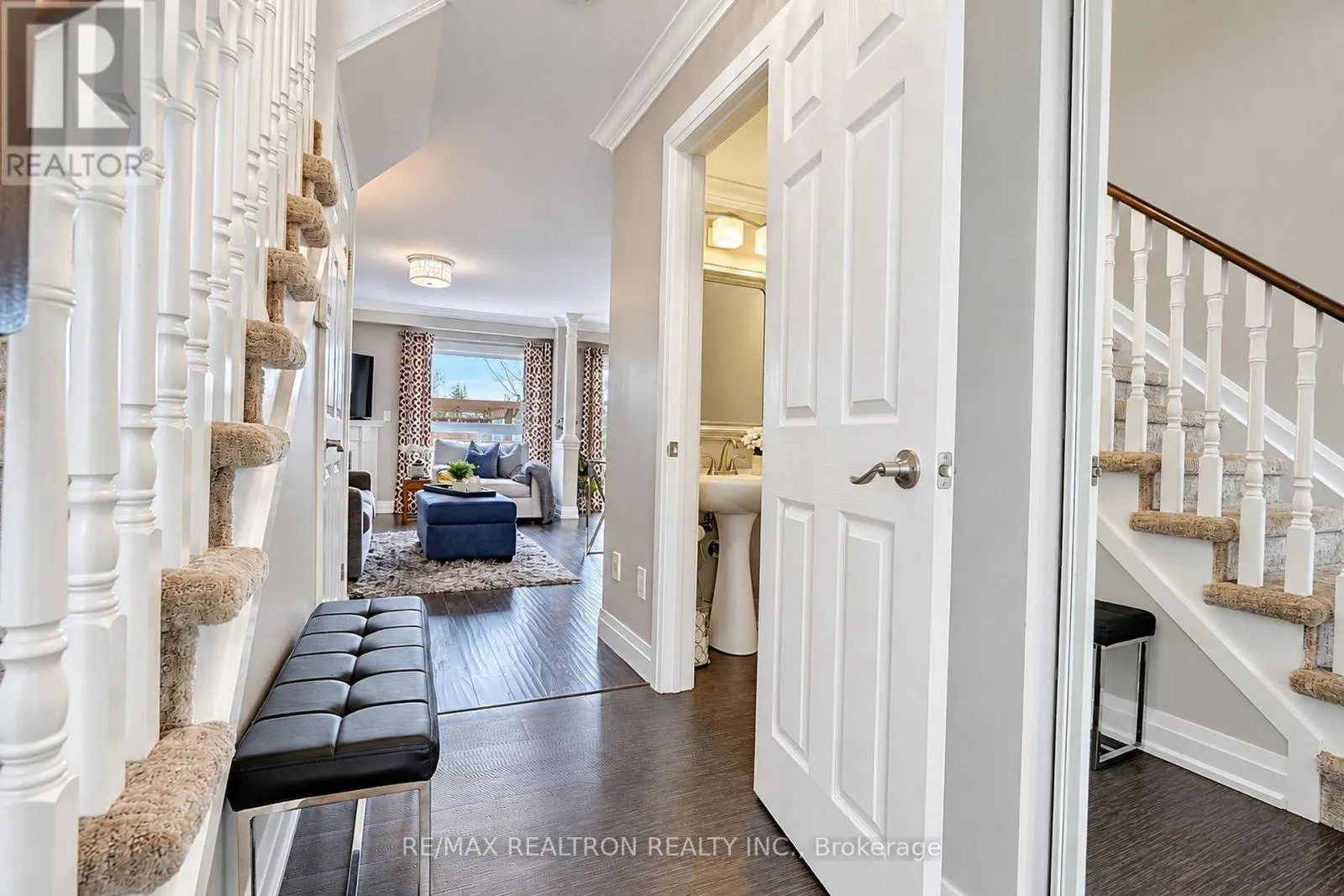 32 TROWELL LANE