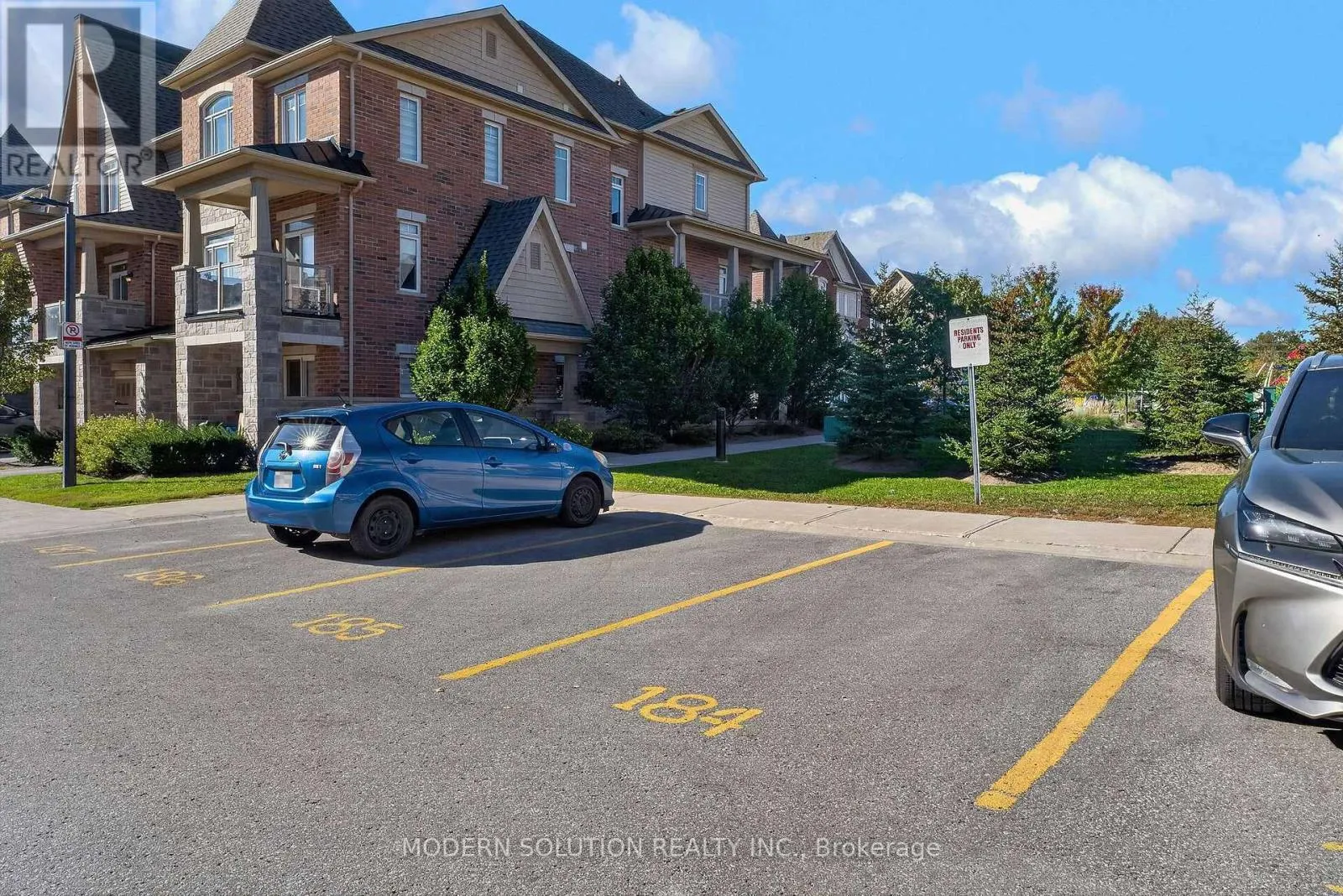 94 - 2584 WILLIAM JACKSON DRIVE