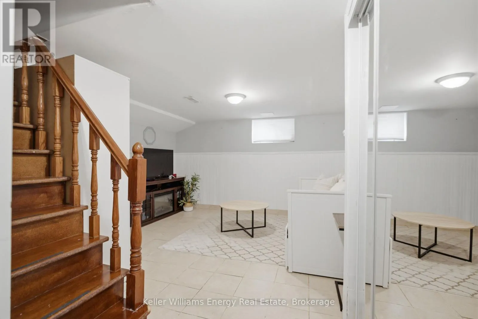 359 RITSON ROAD N