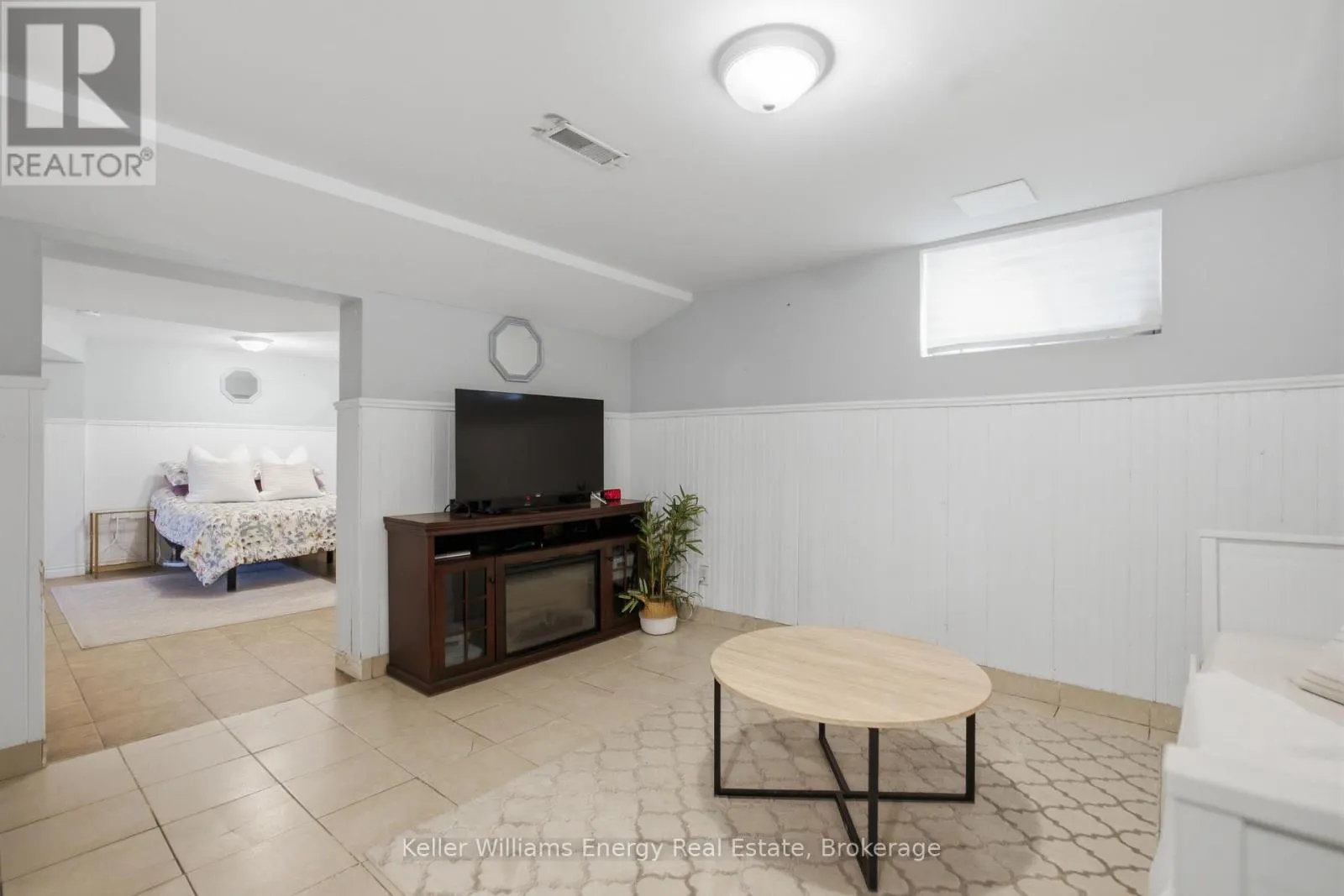 359 RITSON ROAD N