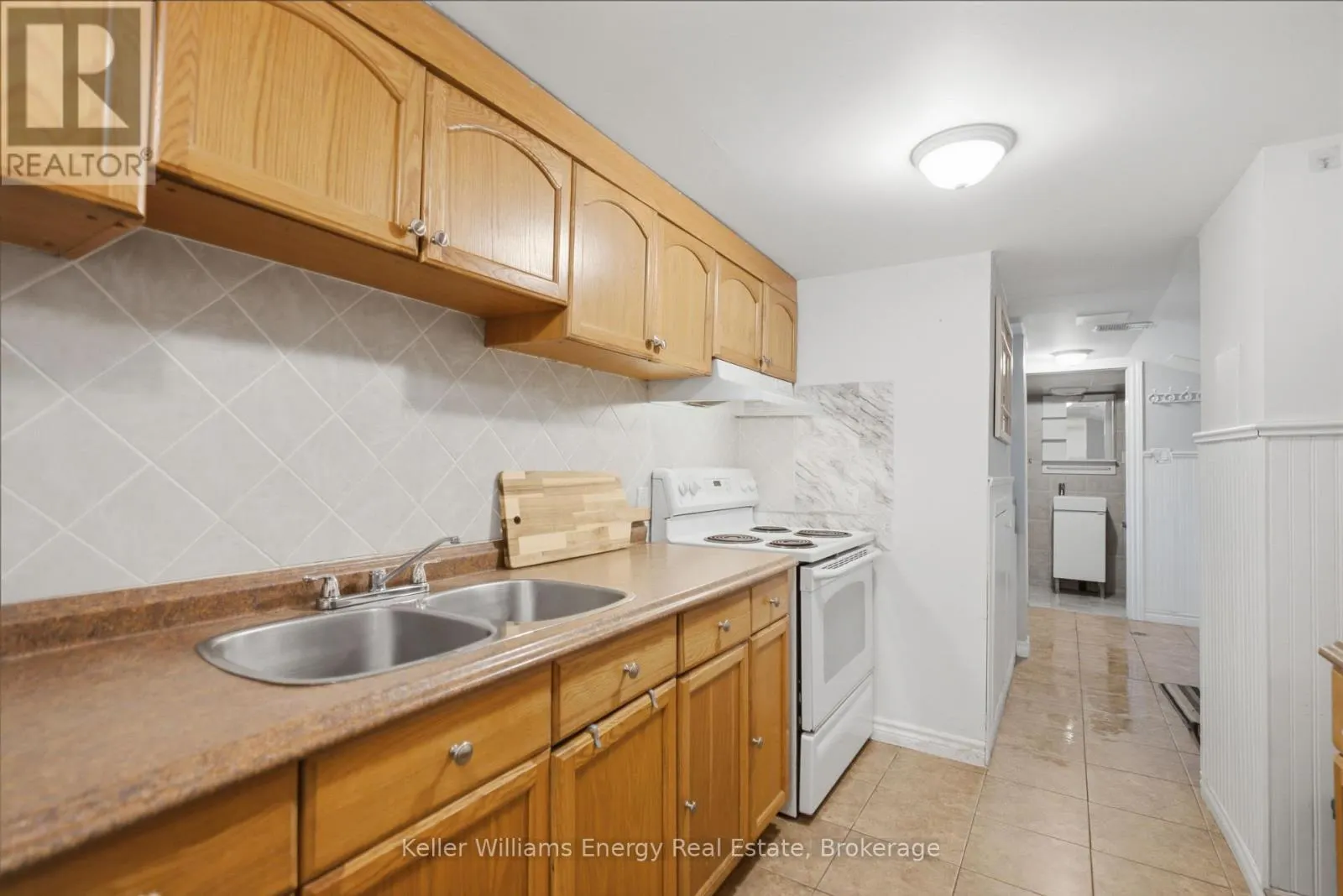 359 RITSON ROAD N