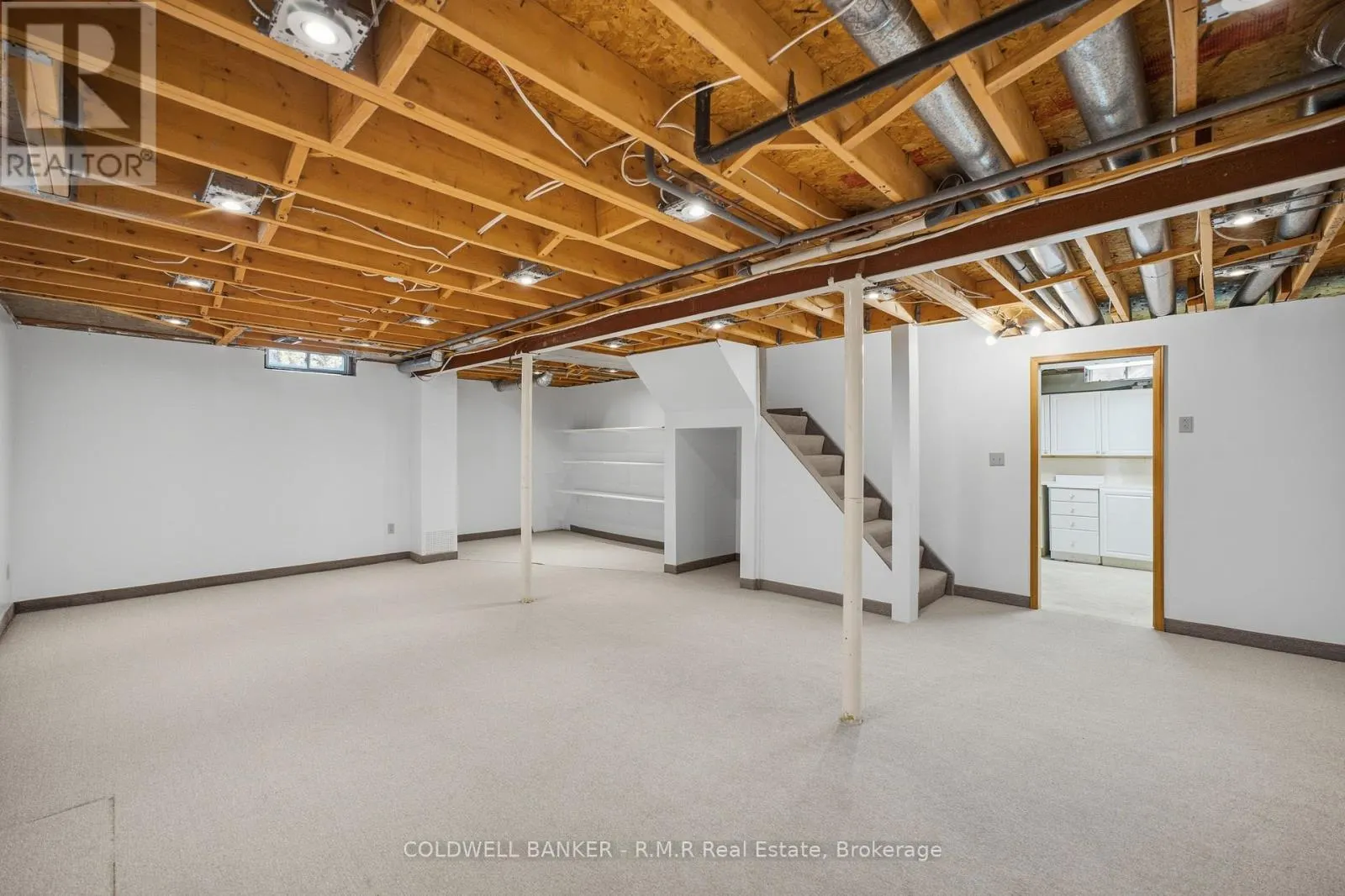 923 LAVIS COURT